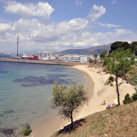 Apartment in Roses near Sandy Beach