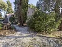 Frejus Villa with Private Pool & Beach -  Ferienhäuser