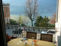 Casa Bellini Comfortable holiday residence Hotels in Blevio