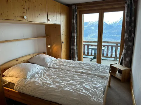 Pleasant apartment with balcony