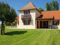 Tranquil Villa in Dordogne