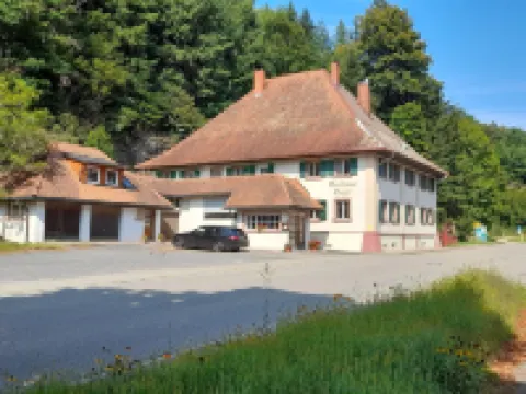 Haus Barnabas im Engel, Gasthaus Engel Hotels in Todtnau