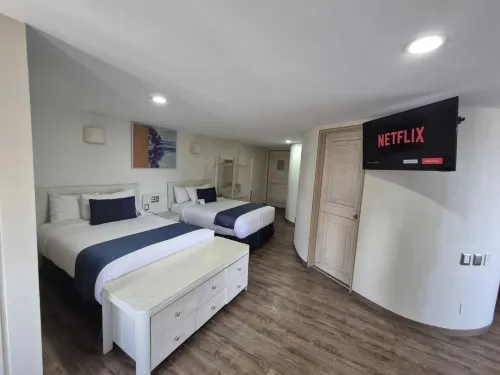 호텔 센추리 조나 로사