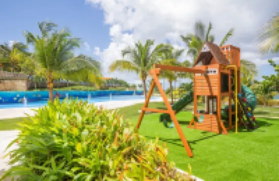 Pristine Bay 1003 Home