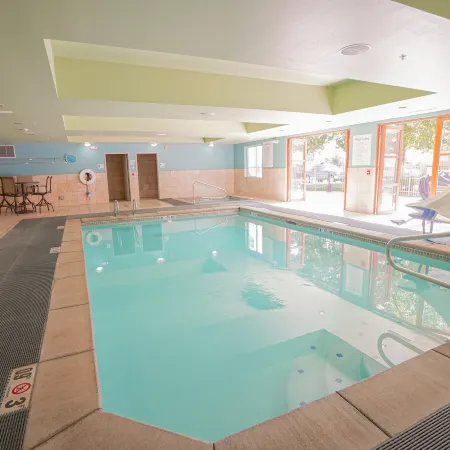 Holiday Inn Express & Suites ONTARIO by IHG