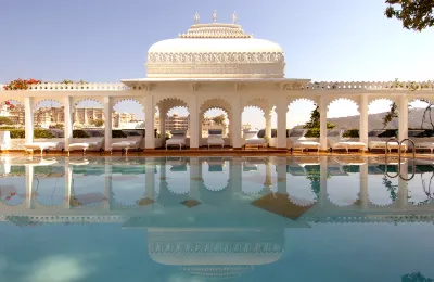 Taj Lake Palace Udaipur Hotel in zona Tempio Jagdish