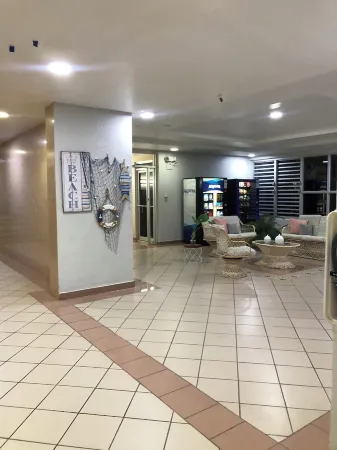 OCEAN VIEW GORGEOUS 1 Full Bedroom Apt.BRAND NEW UNIT SPECTACULAR & CHIC. 5Stars