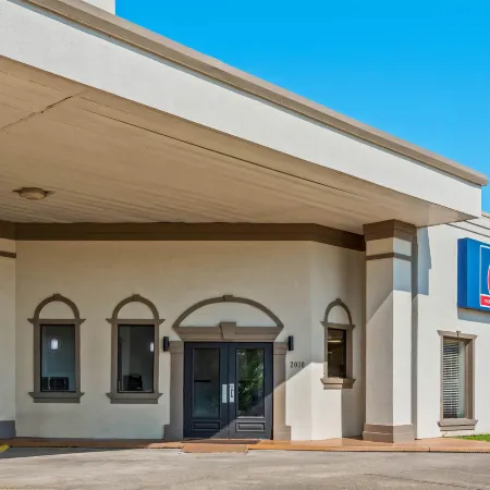 Motel 6 Hammond, la – I 12 – I 55