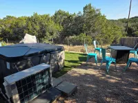Tree House Tiny Home W Hot Tub