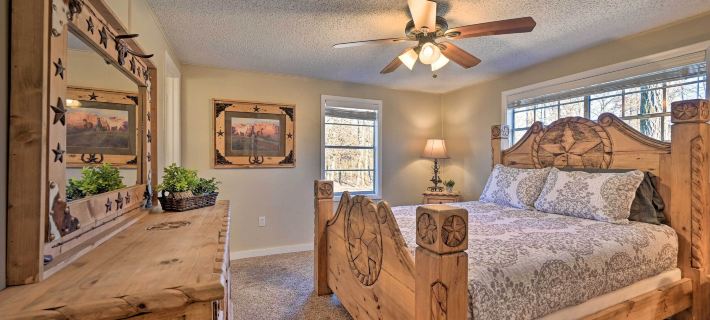 Whispering Oaks Broken Bow Cottage Near Hiking! Hotels in Broken Bow