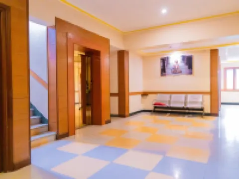 Hotel Chitra Park Hotels in Tiruchendur