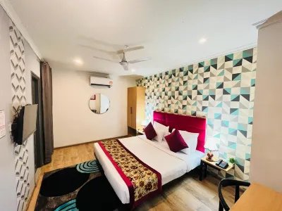 Qotel Comfort Chattarpur - Near Chattarpur Metro Hotels in Chhattarpur