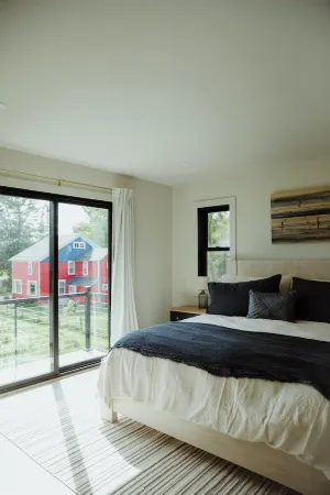 Brand New Lakeview Home - Steps to the Water