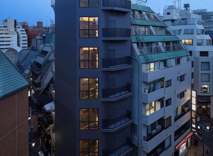 나인 아워스 여성 전용 신주쿠