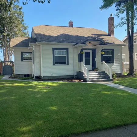 Historic Front Street Home