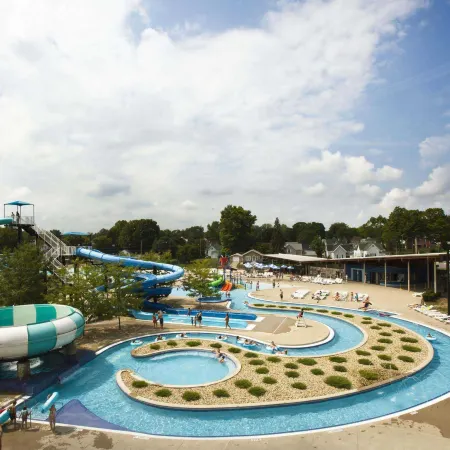 Holiday Inn Express & Suites MARION by IHG