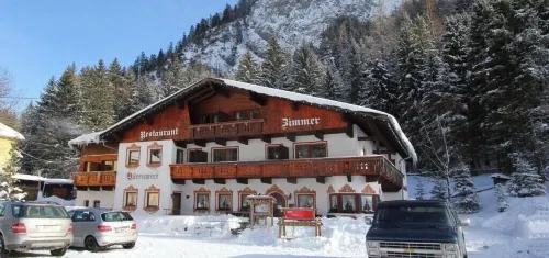 Pension Bärenwirt Hotels in Leutasch