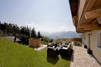 Gorgeous Chalet with Hot Tub in Tyrol