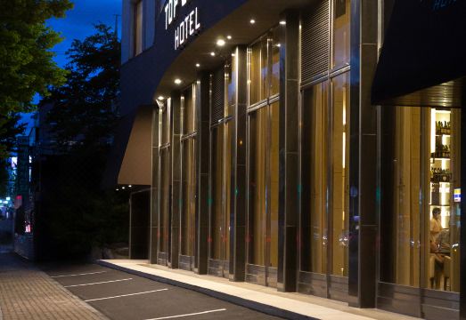 조식 및 서비스