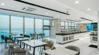 โรงแรมเวฟ M ตะวันตก - พร้อมอาหารเช้า