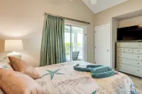 Oceanfront Duck Key Villa: 2 Marinas Steps Away! - Wifi