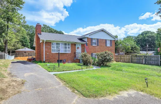 壁爐、火坑和家庭樂趣：亞歷山德里亞之家