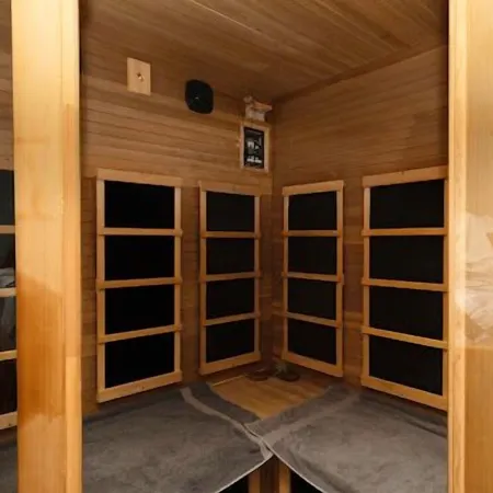 Romantic Wine Country Retreat Spa-Hot Tub & Sauna