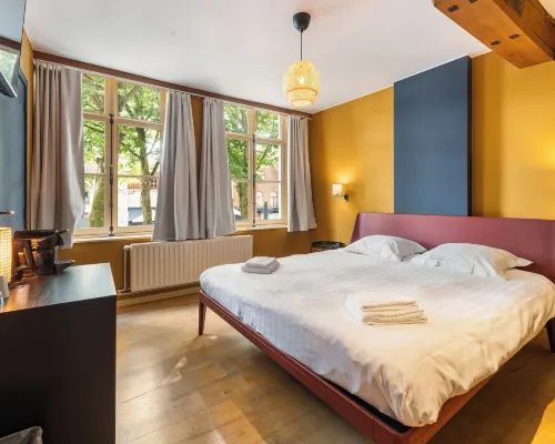 Lake Suites Hotels near Bruges Train Station