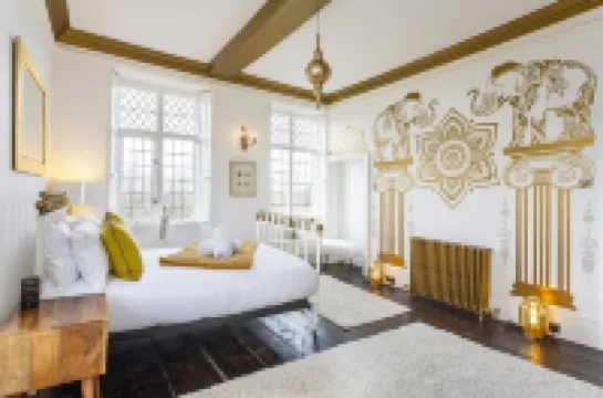 Manor Sun Retreat Hotels in 