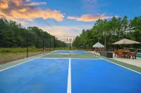 The Pickleball Pines - Chalets
