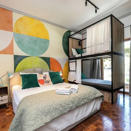 Walk in Hostel Faro Airport