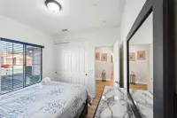 Charming Pet-friendly Getaway In Sunny Beaumont 4 Bedroom Home Hotels in Beaumont