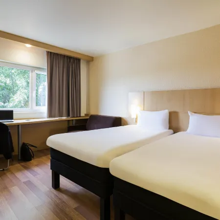 Ibis Bordeaux Lac