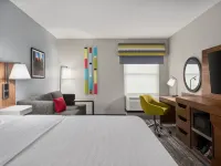 Hampton Inn & Suites Charlotte-Arrowood Rd. Hotels near Arrowood
