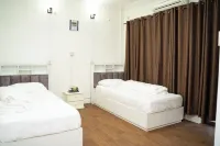 Aarya Wellness & Hostel