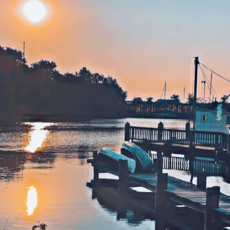 Waterfront Views With King Bed in Solomons Island