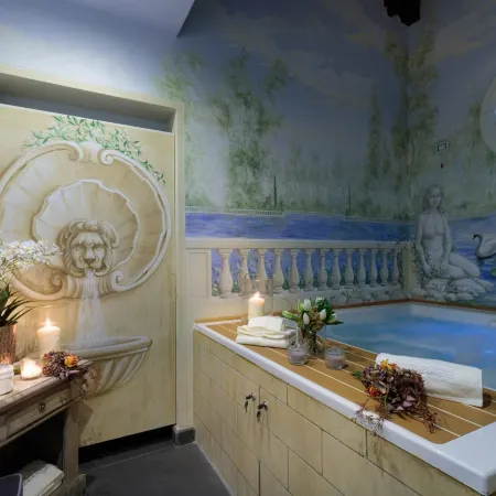 The Medieval Penthouse, Indulge Among History in a Luxury 5 Bedrooms Apartment