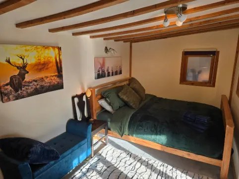 Luxury Welsh wooden cabin