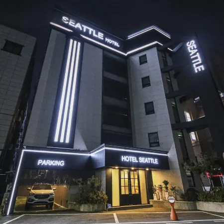 Daejeon Yongjeon Hotel Seattle Отели рядом с достопримечательностью «Скайпарк в Тэдоне»