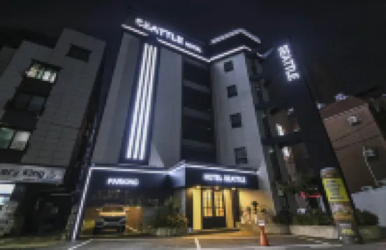 Daejeon Yongjeon Hotel Seattle Hotels near Woosong University, Eastern Campus