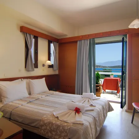Lato Hotel
