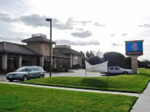 Motel 6 Oakdale, CA Hoteles en Condado de Stanislaus