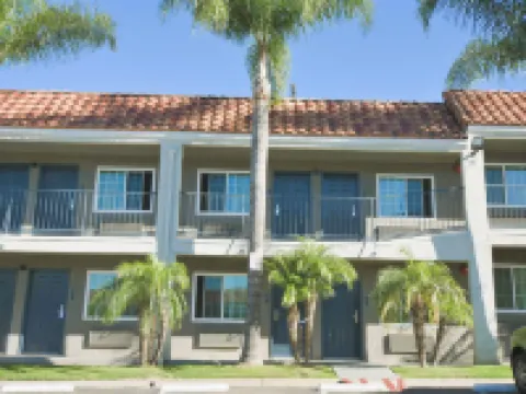 Welcome Inn Corona Hotels in Corona