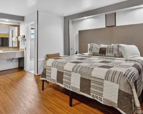 12 Oaks Hotel Hotels in Smith County