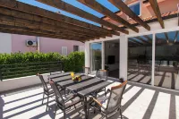Villa Divine