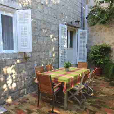House Korta Hotel Exterior