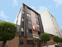 Hotel Monarca Hotels near Mexico Park