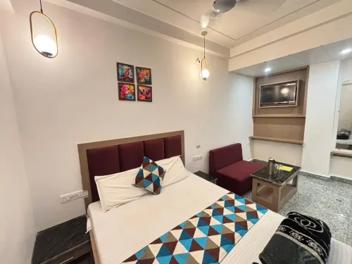Luxmi Hotel - Pet friendly