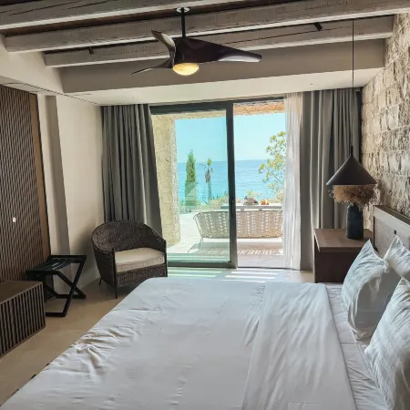 Drymades Inn Resort