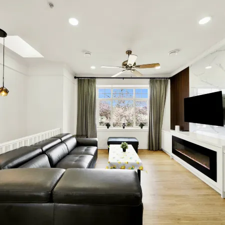 Serene Family-Friendly House Near YVR and Downtown Vancouver